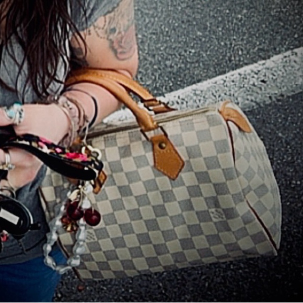 Louis Vuitton Checkered Damier Azur Speedy 25- GREAT CONDITION!